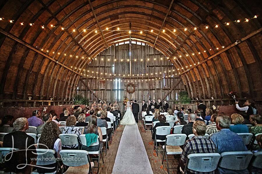 The Barn at Allen Acres Rock Falls IL Rustic Wedding Guide